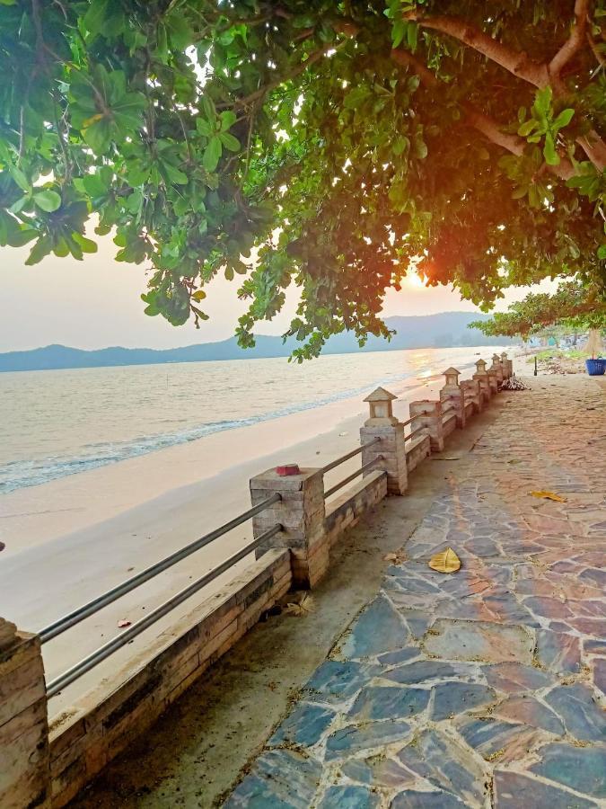 The Iris Resort Chao Lao Beach Esterno foto