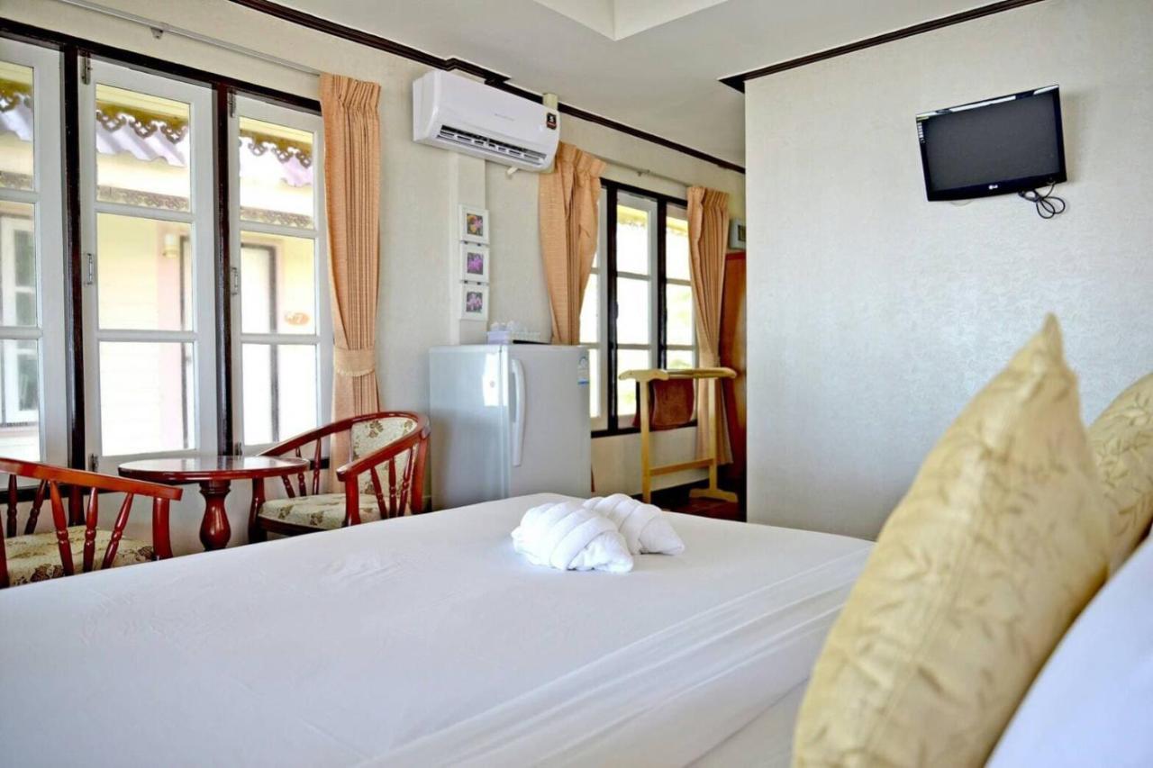 The Iris Resort Chao Lao Beach Esterno foto